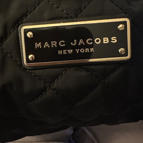 Marc Jacobs Cosmetic Pouch - Picture 4 of 7